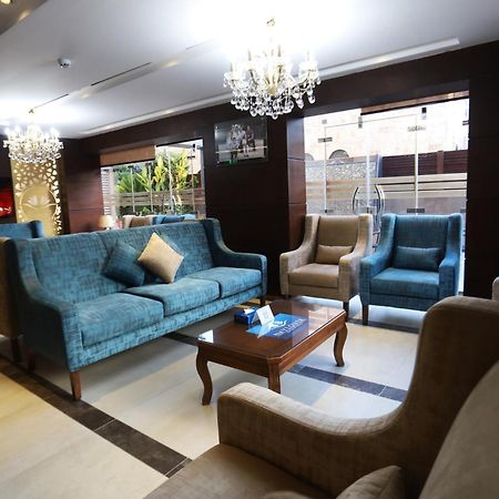 Naylover Hotel Suites Amman Eksteriør billede