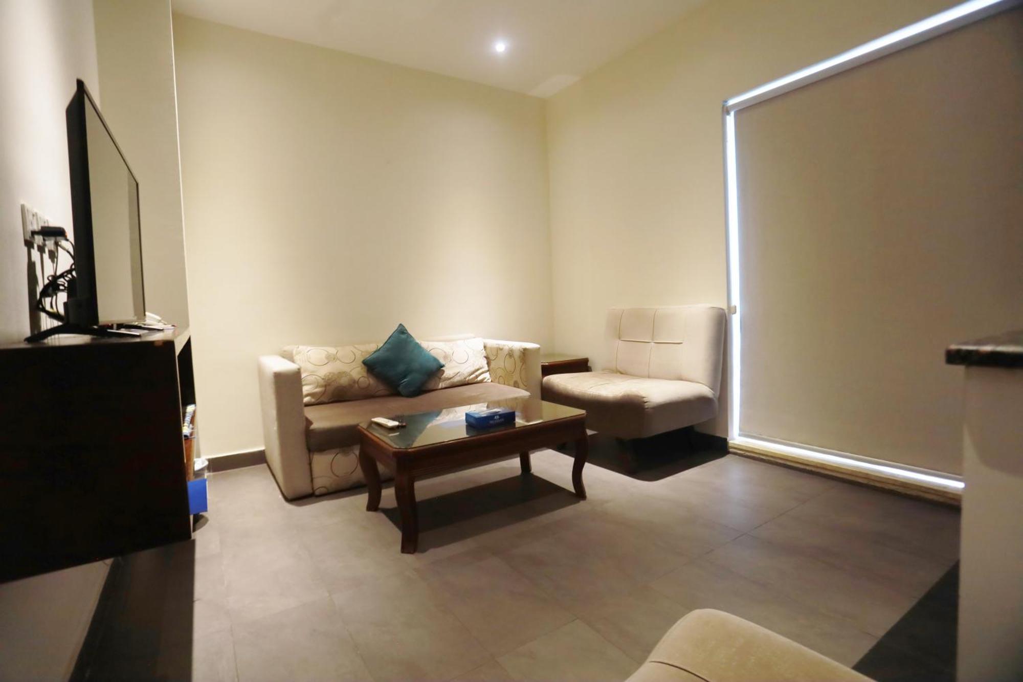Naylover Hotel Suites Amman Eksteriør billede