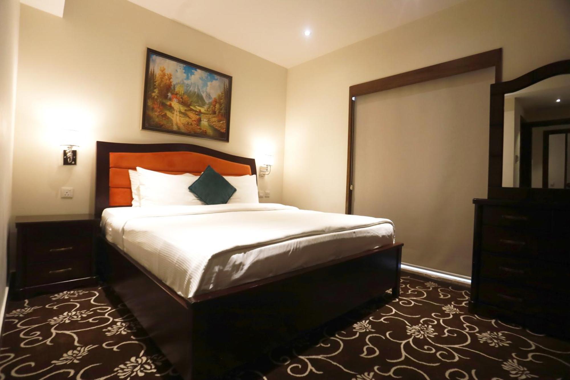 Naylover Hotel Suites Amman Eksteriør billede