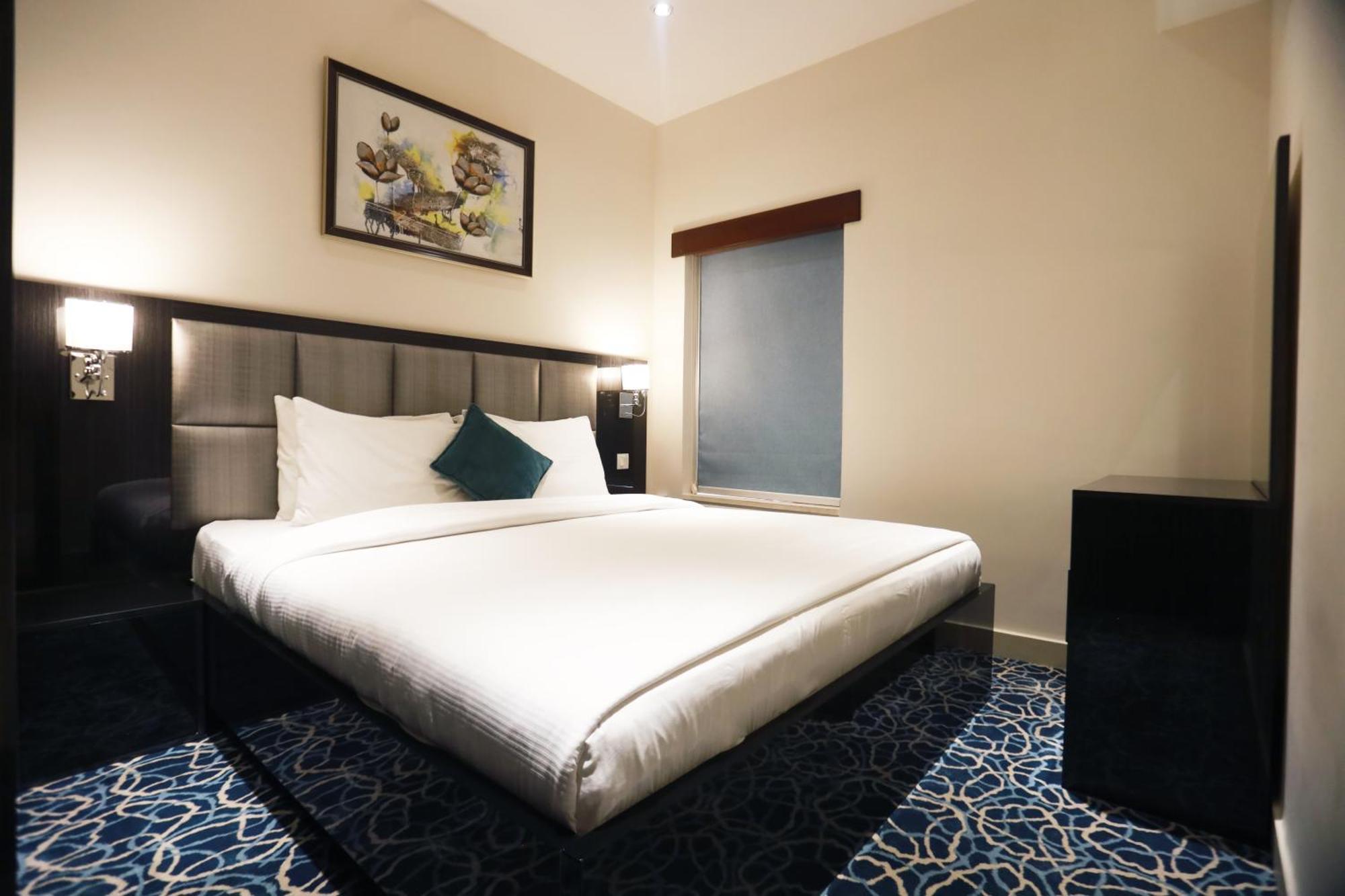 Naylover Hotel Suites Amman Eksteriør billede