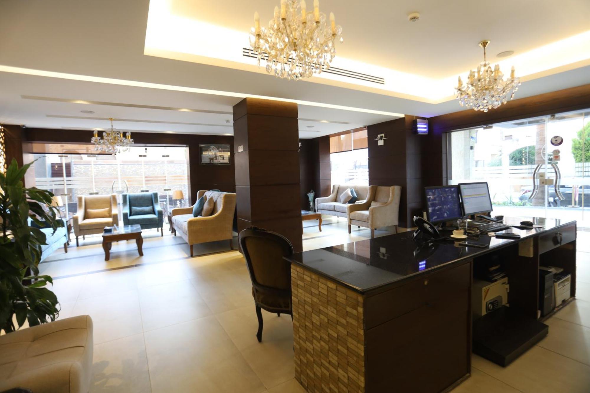 Naylover Hotel Suites Amman Eksteriør billede