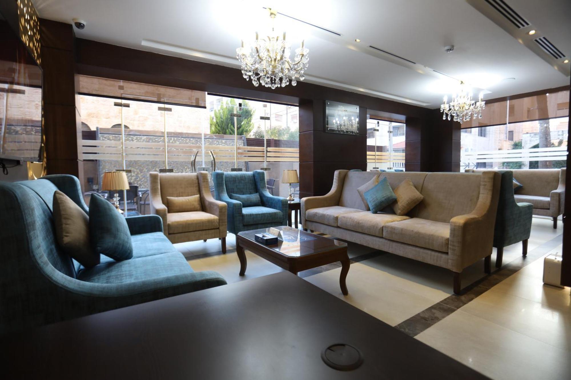 Naylover Hotel Suites Amman Eksteriør billede